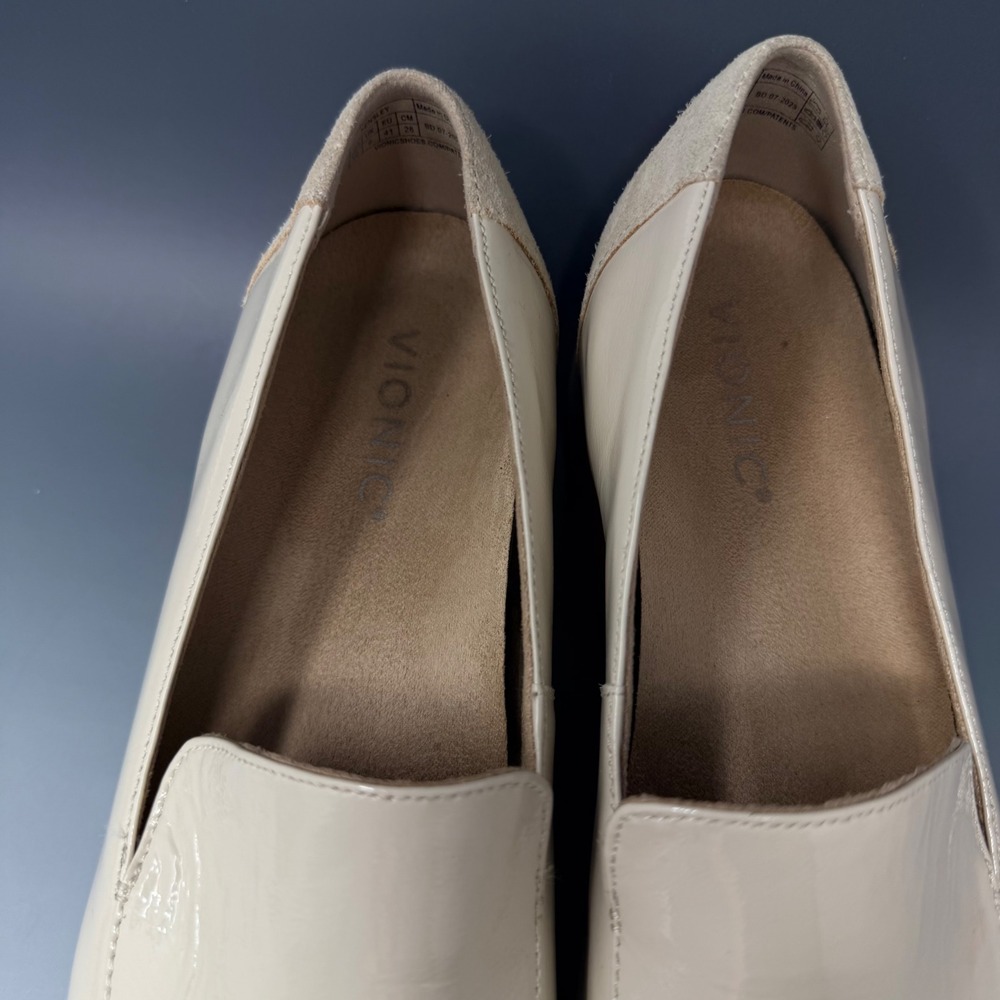Vionic Kensley Cream Patent Leather Lug Sole Loafers Womens Size 10 - Picture 5 of 16